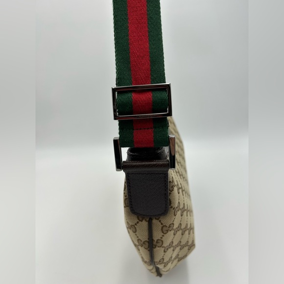 (SOLD) Gucci Brown Monogram Canvas Hobo Messenger Cross-Body Bag - Picture 5 of 16